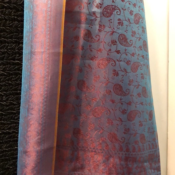 Silky scarf turquoise/purple knotted fringe 21x72 - Picture 3 of 5